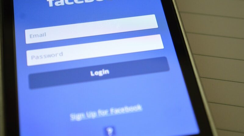 The Pros and Cons of Trying to Make Money on Facebook