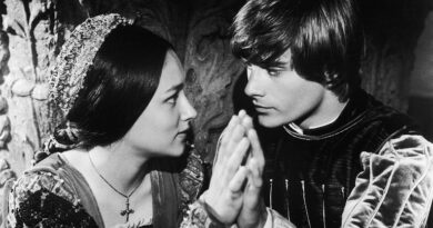 Ideas of love, Romeo and Juliet as a Tragedy