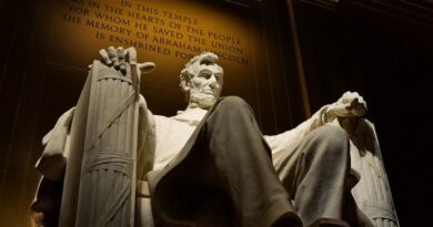 Stephen Douglas and Abraham Lincoln Views on Slavery