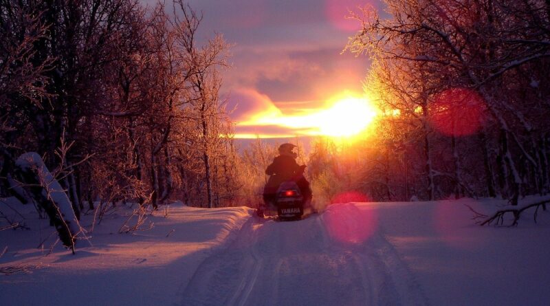 What is the Best Type of Snowmobile Repair Manual